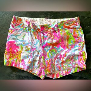 Size 10 lilly pulitzer Callahan shorts